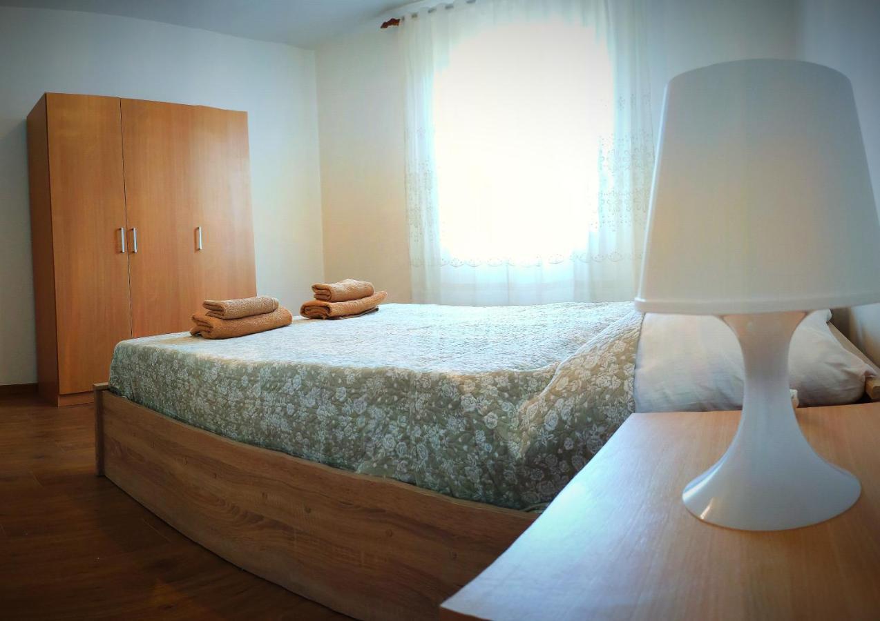 Apartman "Lima" Lägenhet Pula Exteriör bild