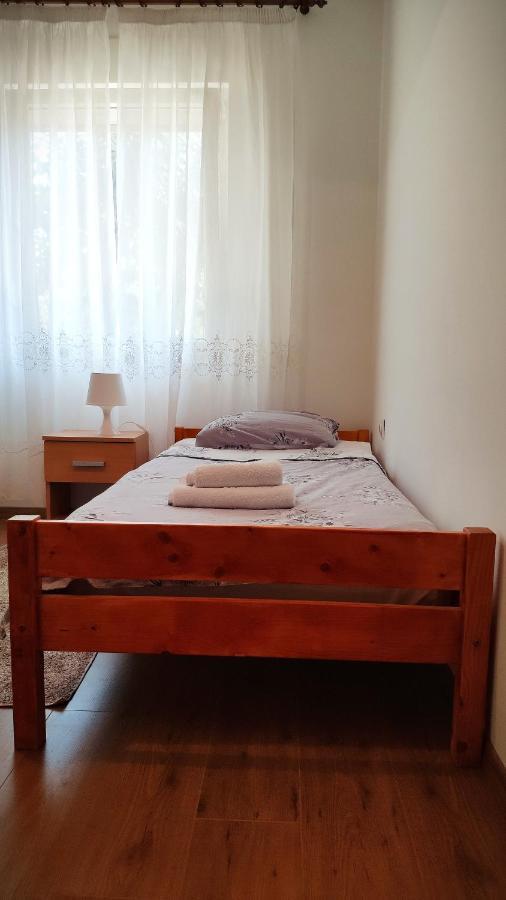 Apartman "Lima" Lägenhet Pula Exteriör bild