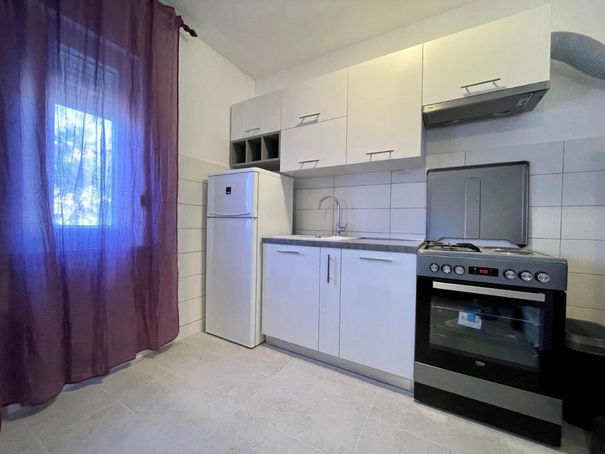 Apartman "Lima" Lägenhet Pula Exteriör bild