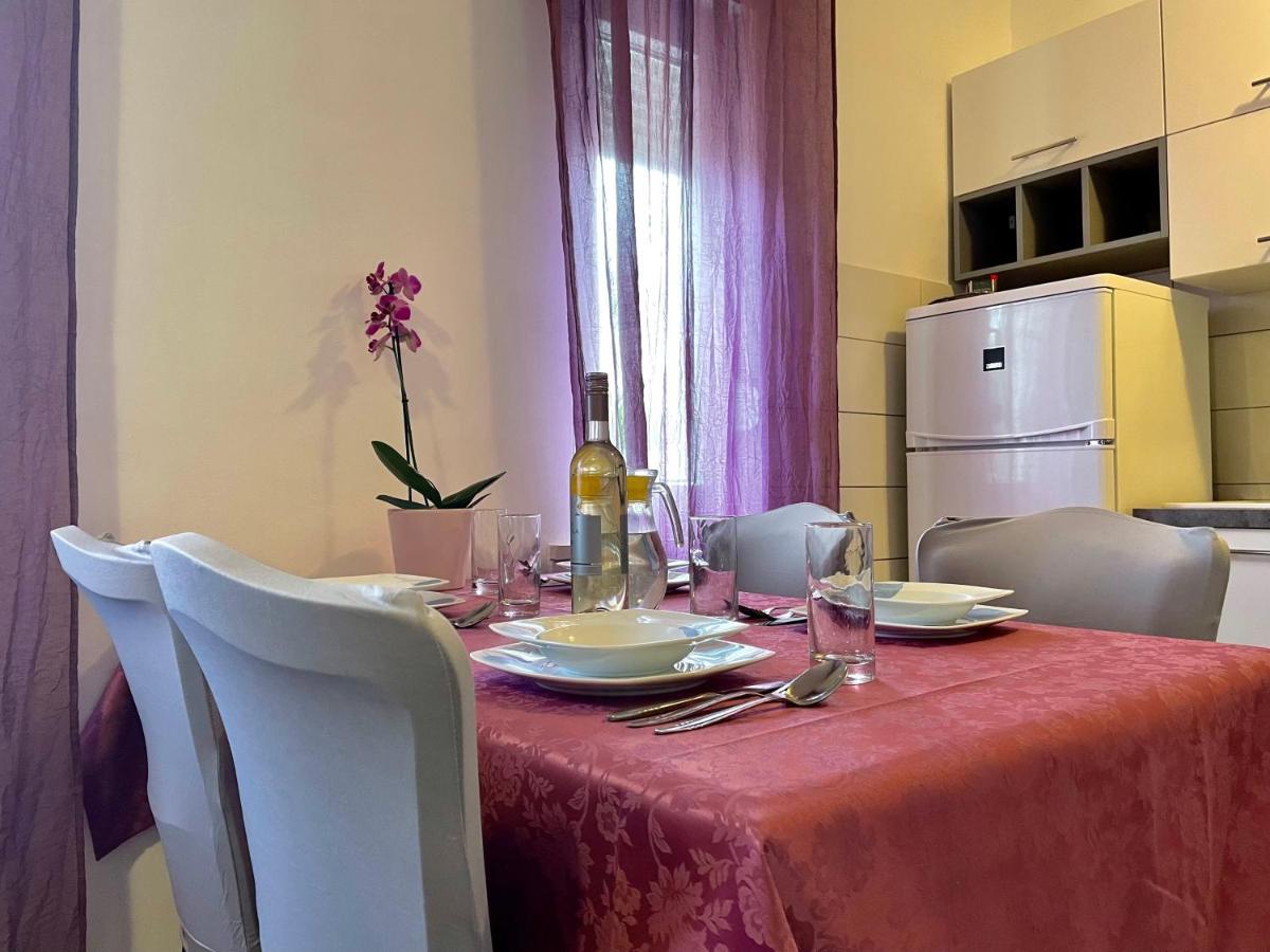Apartman "Lima" Lägenhet Pula Exteriör bild